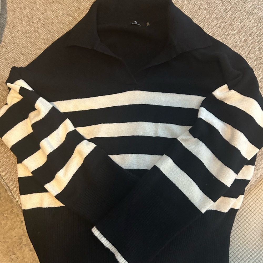Black and White Striped Women's Sweater